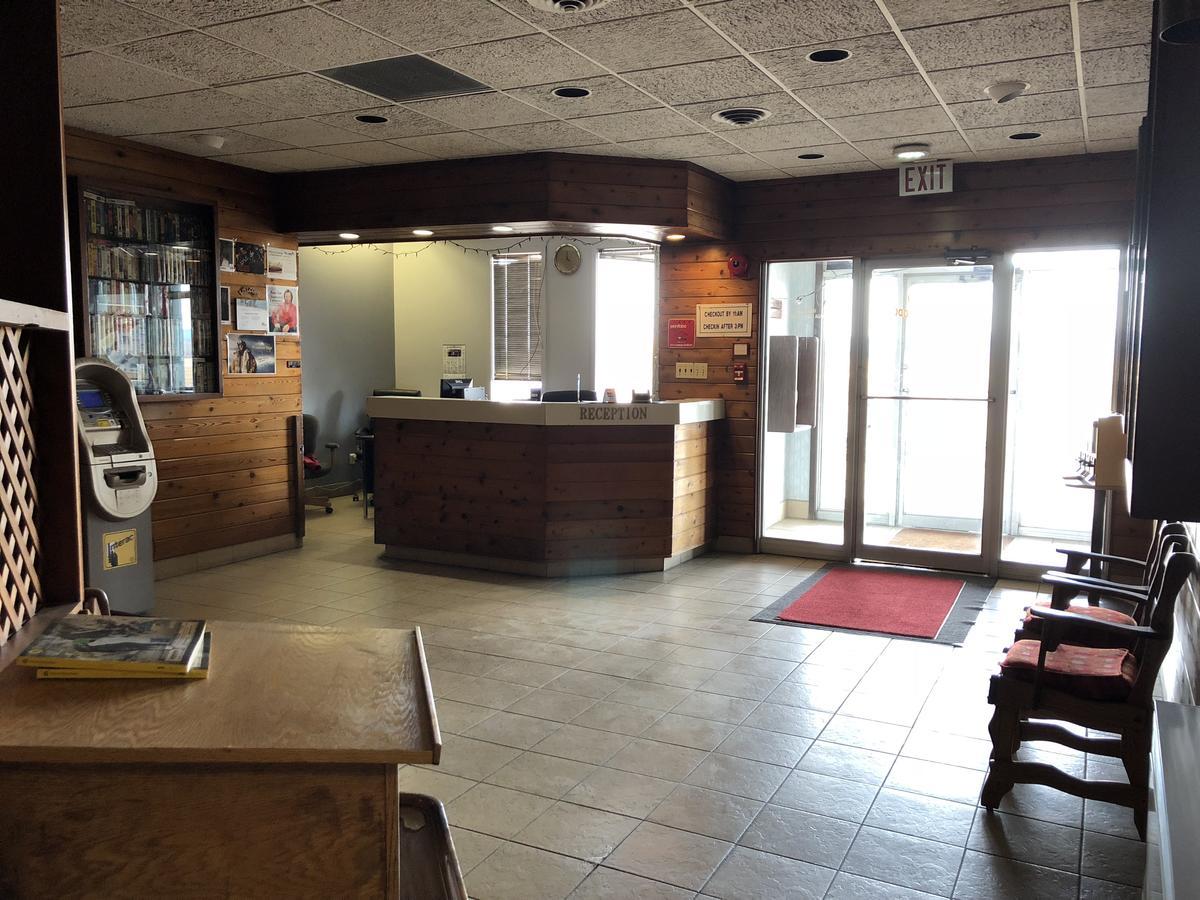 Agassiz Park Lodge - Under New Management McCreary Εξωτερικό φωτογραφία