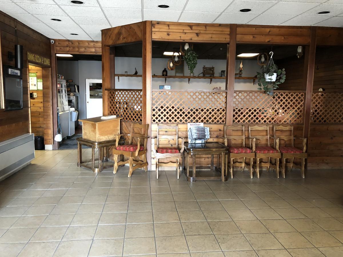 Agassiz Park Lodge - Under New Management McCreary Εξωτερικό φωτογραφία