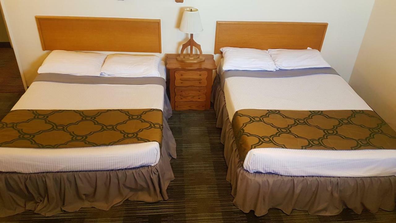 Agassiz Park Lodge - Under New Management McCreary Εξωτερικό φωτογραφία
